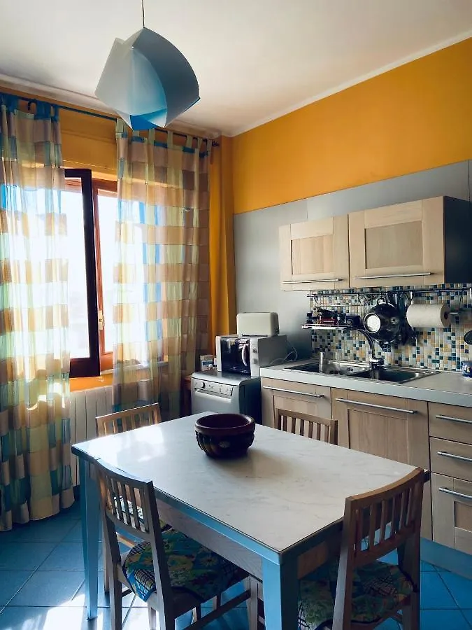 Casa Di Frank: Appartamento A Due Passi Dal Mare Cefalu Italy