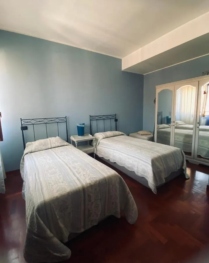 Casa Di Frank: Appartamento A Due Passi Dal Mare Cefalu