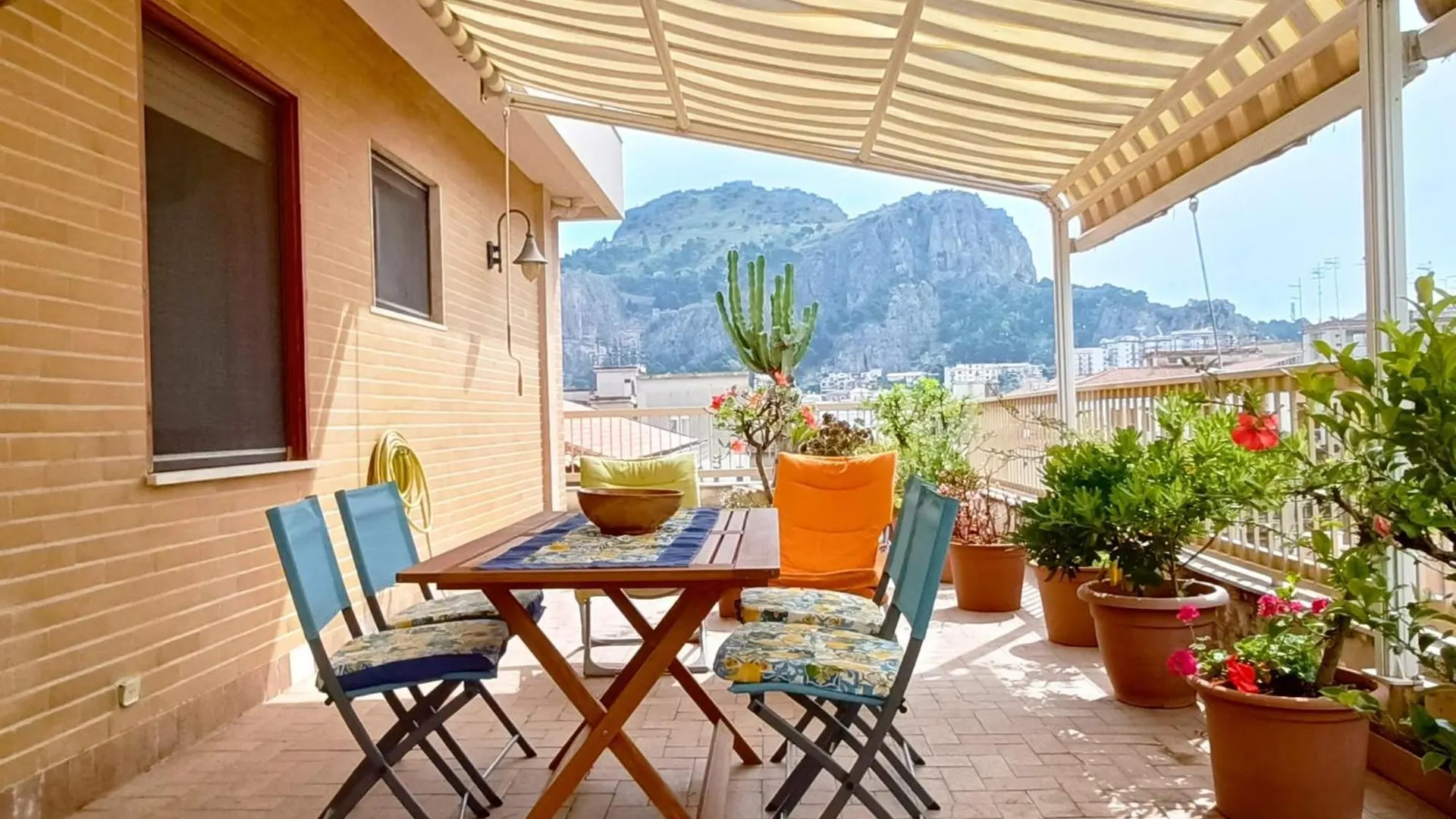 Casa Di Frank: Appartamento A Due Passi Dal Mare Cefalu Italy